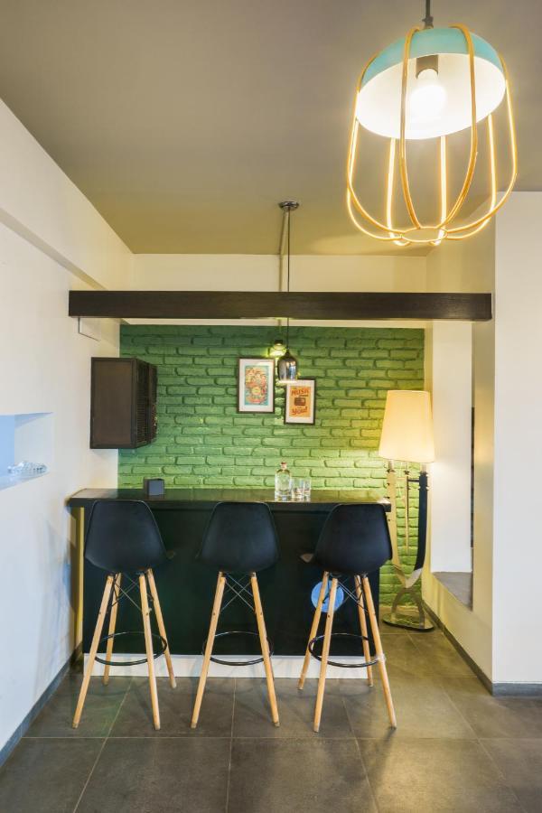 Grey Stone - Lakefront Penthouse Family Rooms Kolhápur Kültér fotó